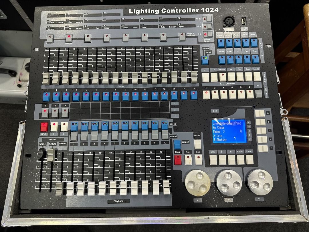 Lighting Controller 1024 Channel with case