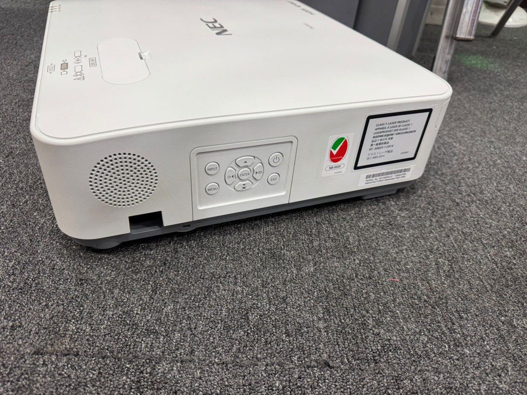 Used NEC NP-P525ULG WUXGA Laser projector. No remote. - Image 6