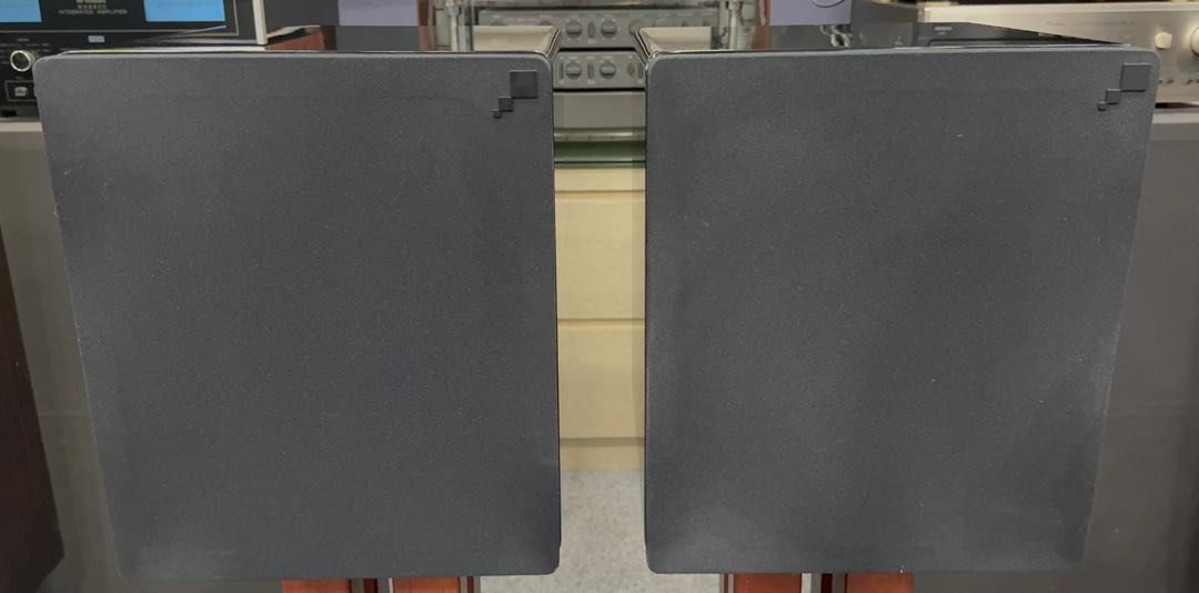 Used Sonance i8 Powered Subwoofer – Pair